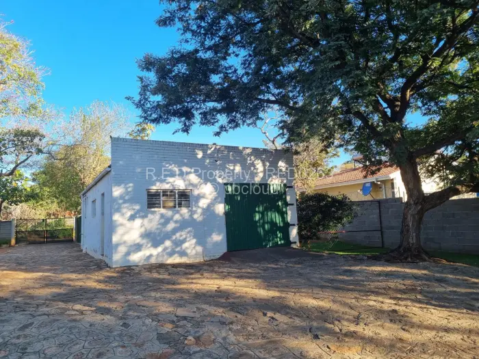 5 Bedroom House for Sale in Hillside Byo, Bulawayo