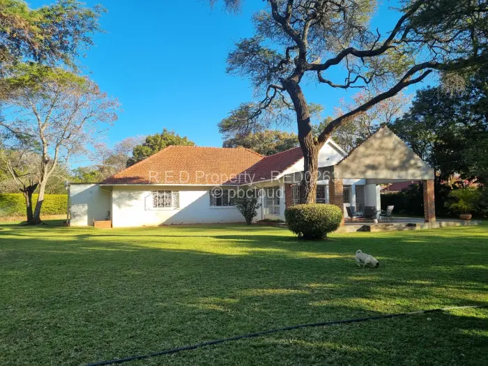 5 Bedroom House for Sale in Hillside Byo, Bulawayo