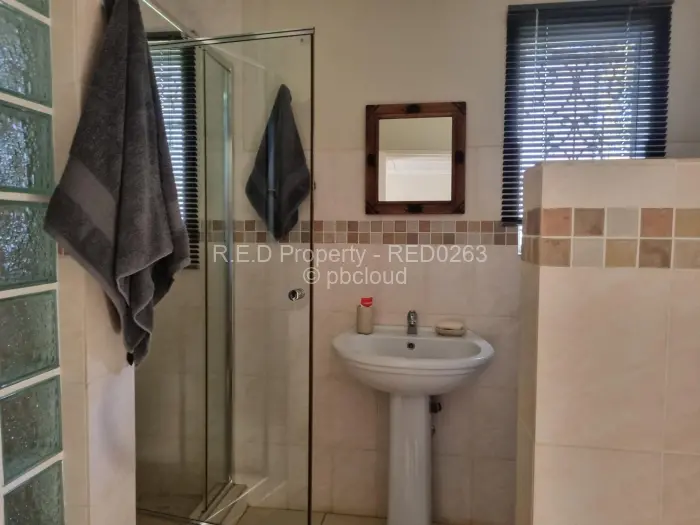 5 Bedroom House for Sale in Hillside Byo, Bulawayo