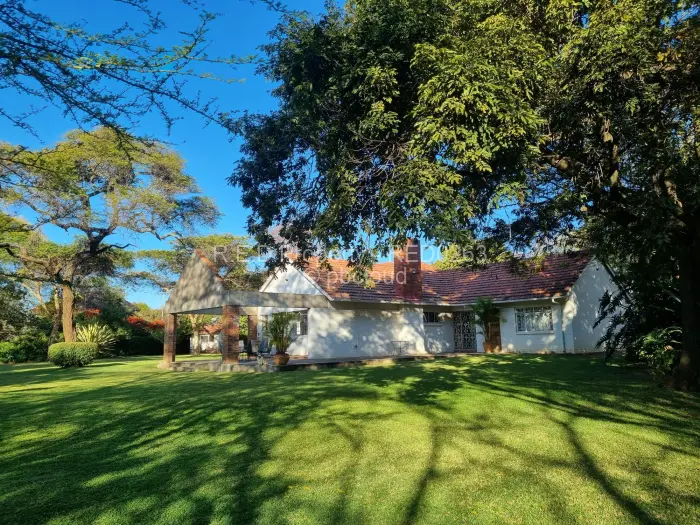 5 Bedroom House for Sale in Hillside Byo, Bulawayo
