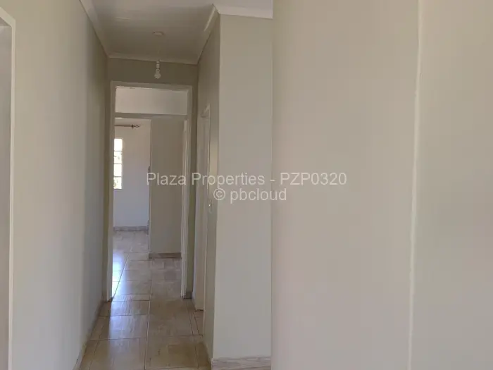 Townhouse/Complex/Cluster to Rent in Borrowdale