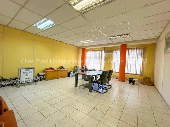 Warehouse/Industrial to Rent in Bulawayo City Centre, Bulawayo