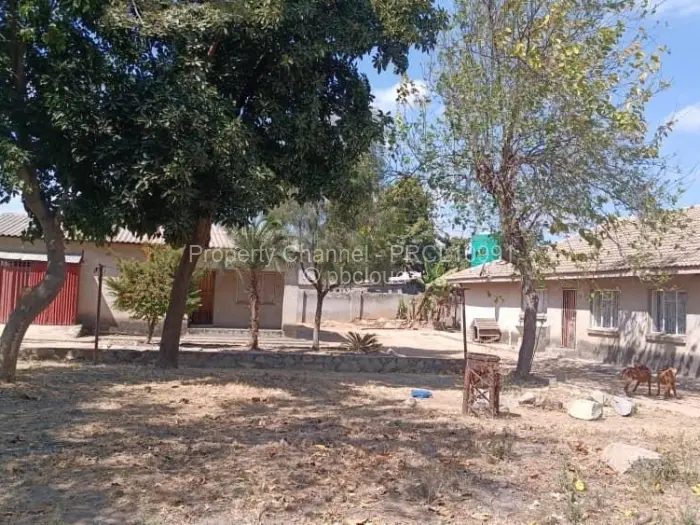 4 Bedroom House for Sale in Ruwa, Ruwa
