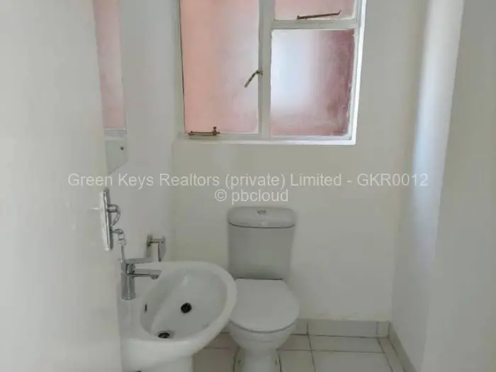 Flat/Apartment for Sale in Glaudina, Harare