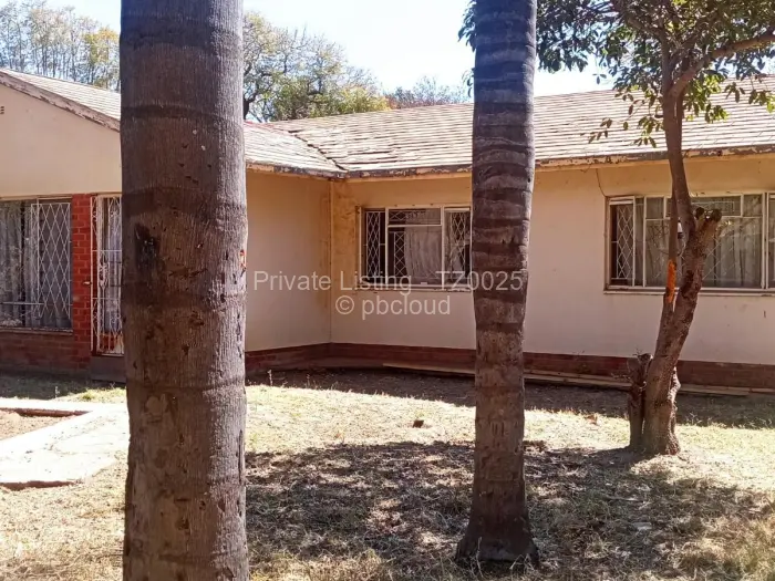 3 Bedroom House for Sale in Mabelreign, Harare