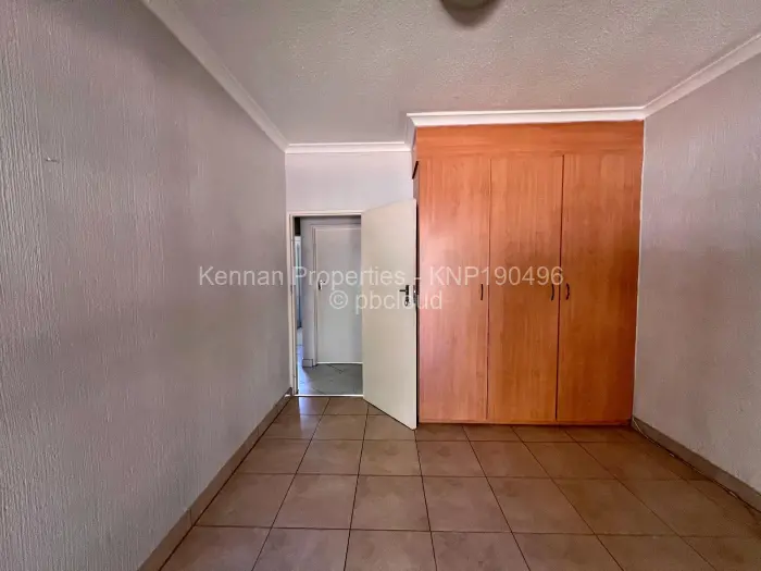 Townhouse/Complex/Cluster to Rent in Newlands, Harare