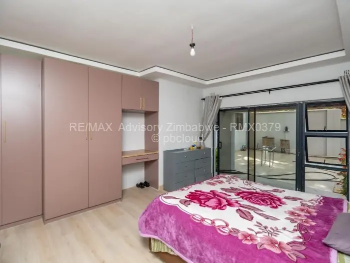 5 Bedroom House for Sale in Carrick Creagh Estate, Harare