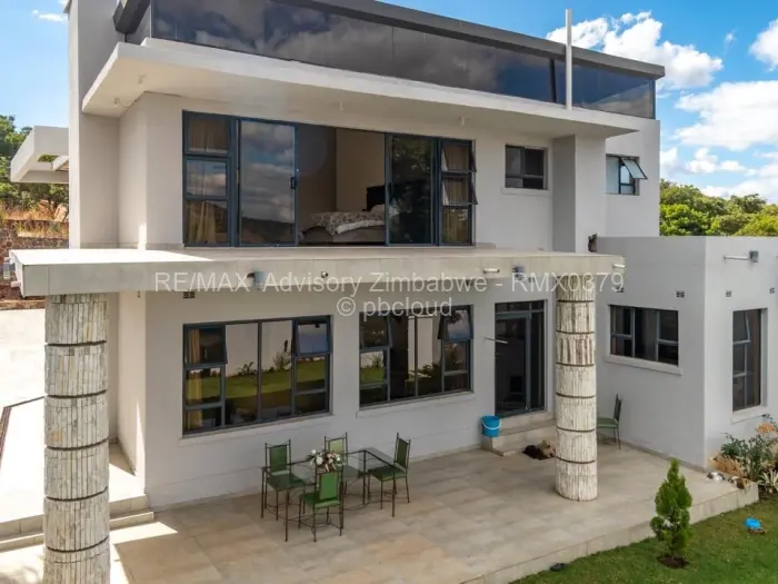 5 Bedroom House for Sale in Carrick Creagh Estate, Harare