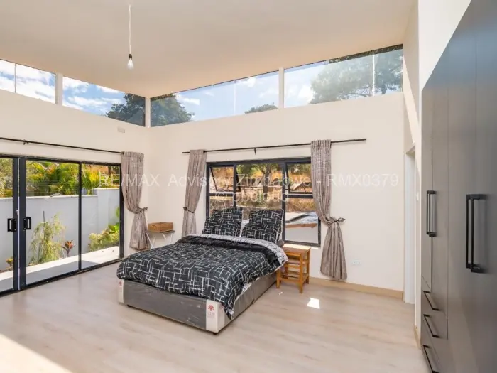 5 Bedroom House for Sale in Carrick Creagh Estate, Harare