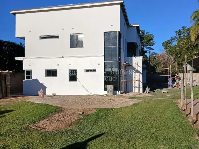 Townhouse/Cluster for Sale in Mount Pleasant, Harare