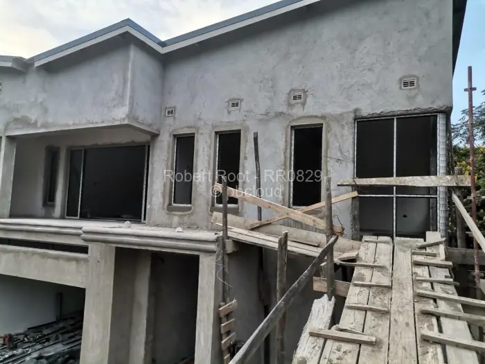 Townhouse/Cluster for Sale in Mount Pleasant, Harare