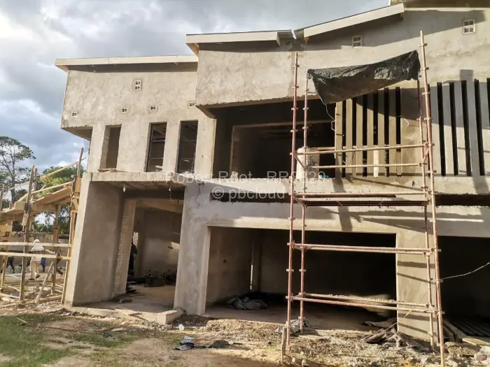 Townhouse/Cluster for Sale in Mount Pleasant, Harare