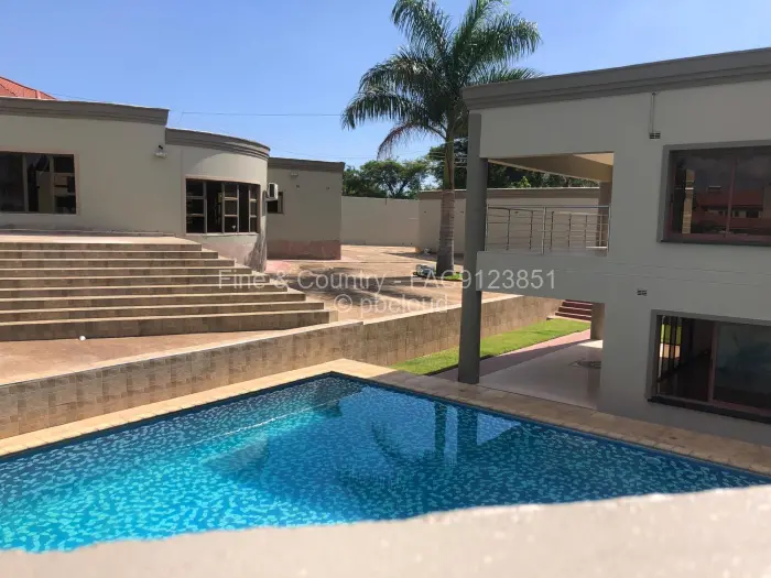 5 Bedroom House to Rent in Shawasha Hills, Harare