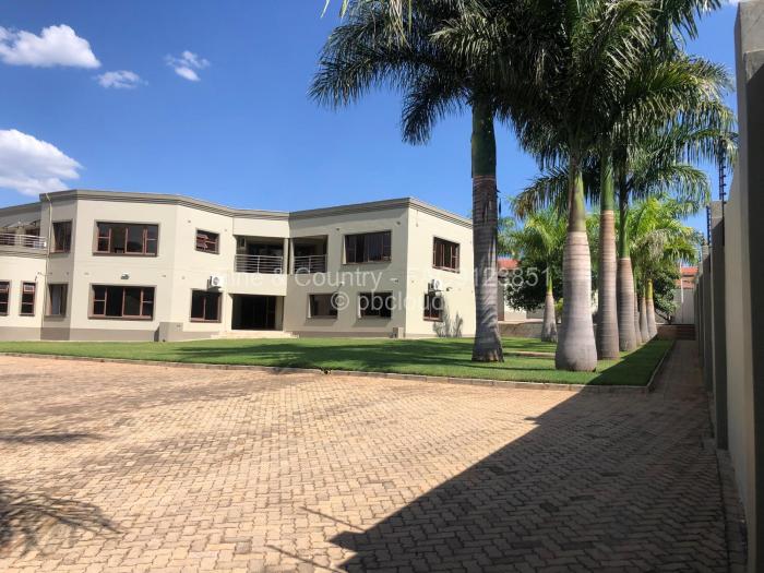 5 Bedroom House to Rent in Shawasha Hills, Harare