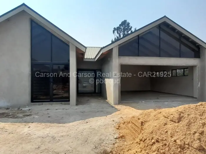Townhouse/Cluster for Sale in Greendale North, Harare