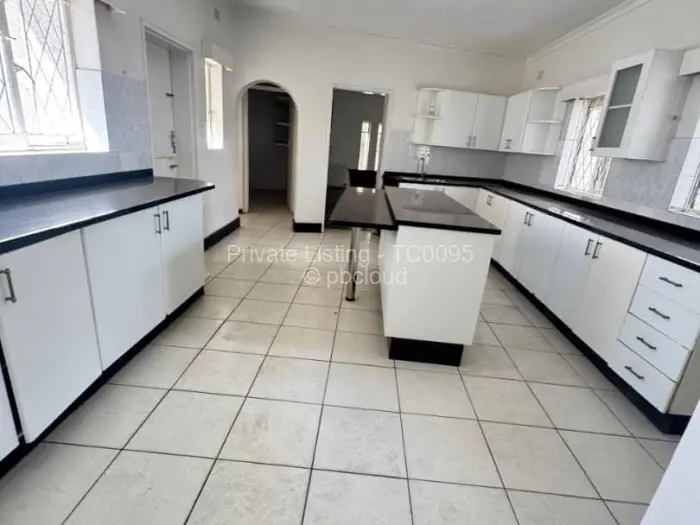 4 Bedroom House to Rent in Gunhill, Harare