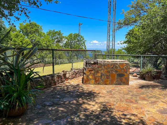 6 Bedroom House for Sale in Binga, Binga