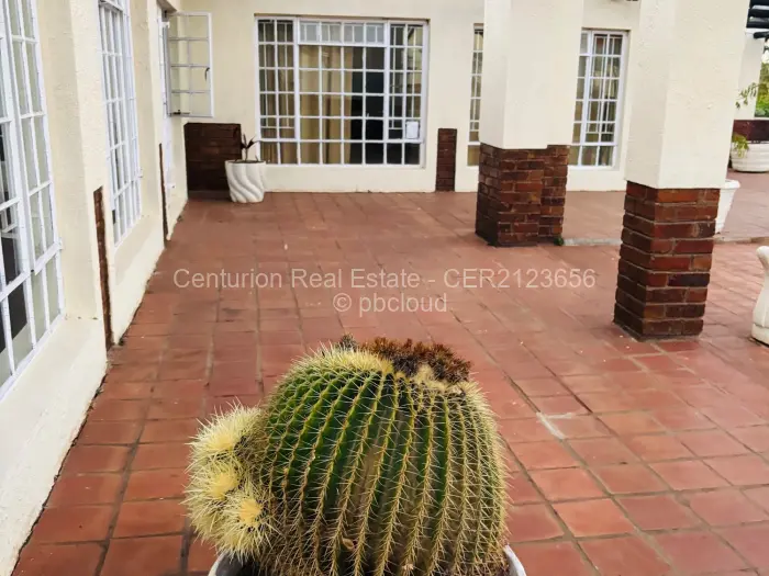 Commercial Property to Rent in Borrowdale