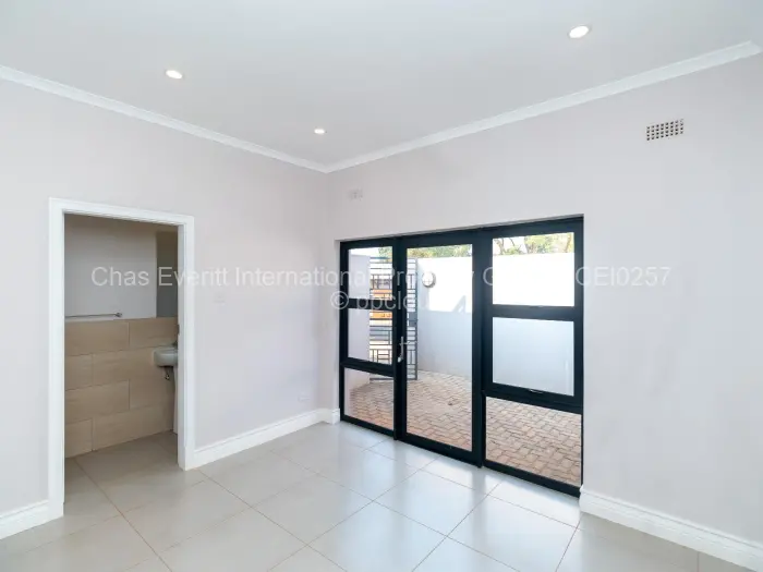 Townhouse/Cluster for Sale in Helensvale, Harare