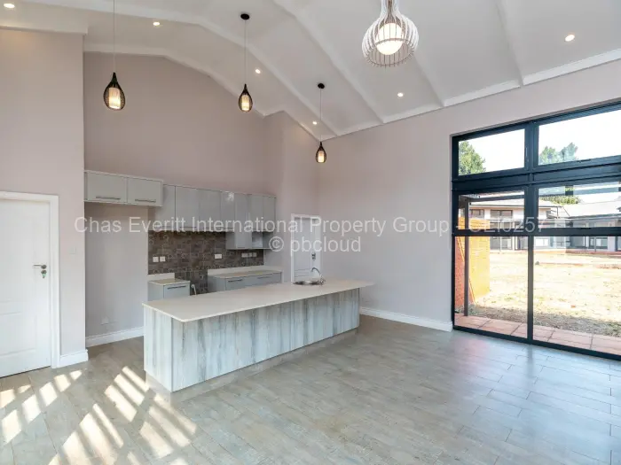 Townhouse/Cluster for Sale in Helensvale, Harare