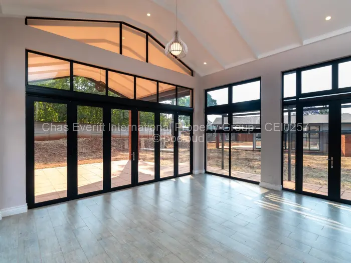 Townhouse/Cluster for Sale in Helensvale, Harare