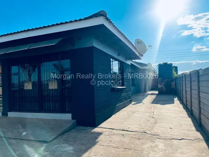 4 Bedroom House for Sale in Madokero Estates, Harare