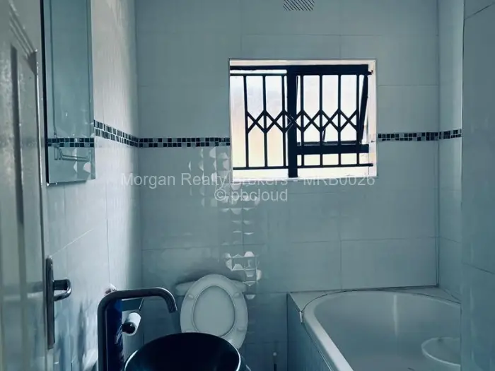 4 Bedroom House for Sale in Madokero Estates, Harare