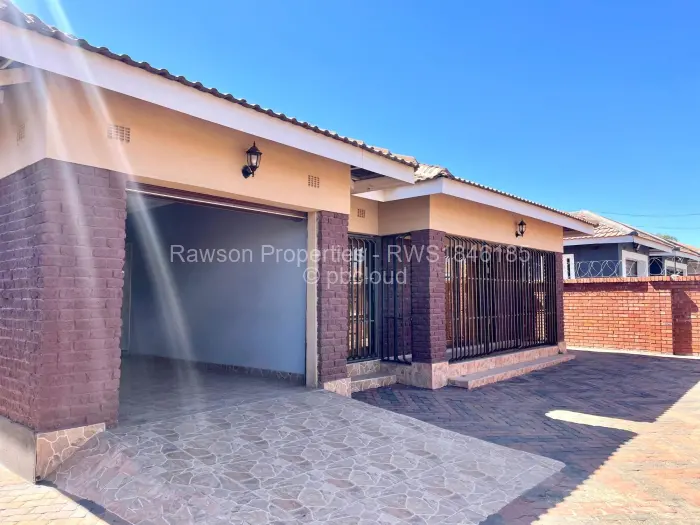 4 Bedroom House for Sale in Madokero Estates, Harare