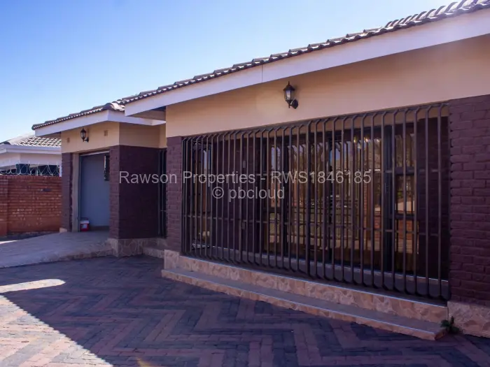 4 Bedroom House for Sale in Madokero Estates, Harare