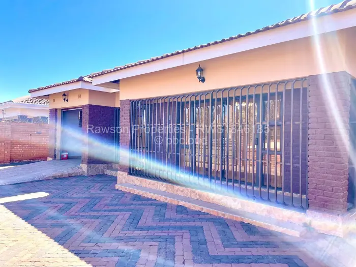 4 Bedroom House for Sale in Madokero Estates, Harare