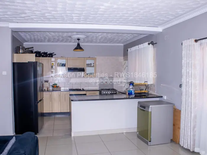 4 Bedroom House for Sale in Madokero Estates, Harare