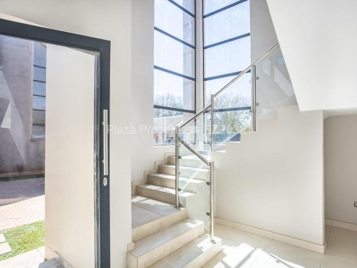 Townhouse/Cluster to Rent in Greystone Park, Harare