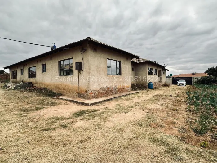 5 Bedroom House for Sale in Whitecliff, Harare