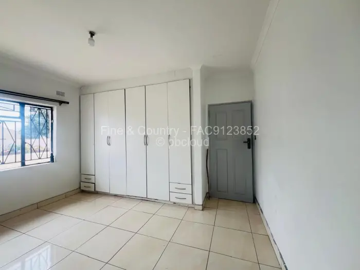 4 Bedroom House to Rent in Zimre Park