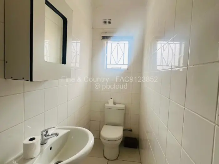 4 Bedroom House to Rent in Zimre Park