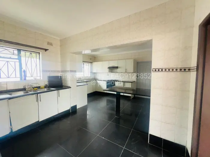 4 Bedroom House to Rent in Zimre Park