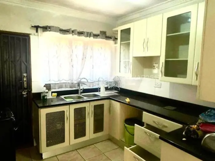 3 Bedroom House to Rent in Crowborough, Harare