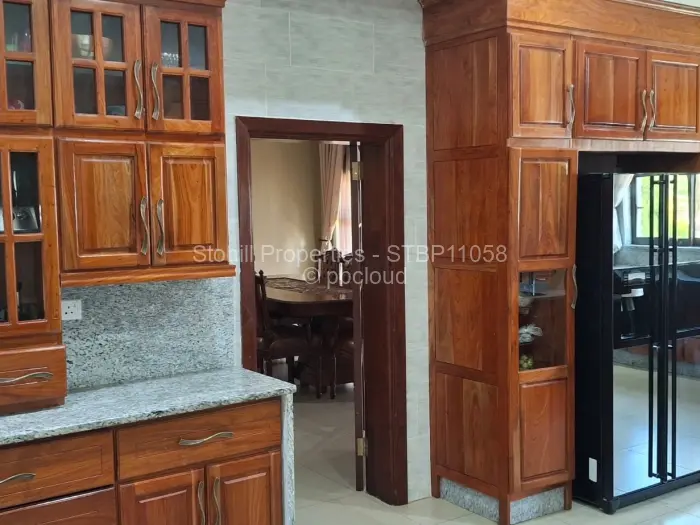 6 Bedroom House for Sale in Borrowdale Brooke, Harare