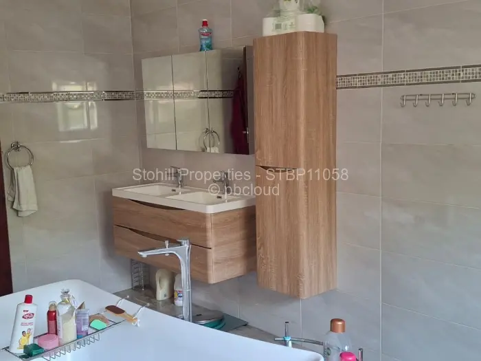 6 Bedroom House for Sale in Borrowdale Brooke, Harare