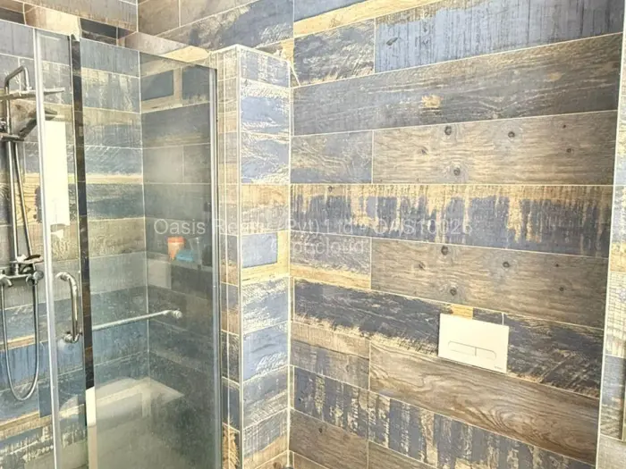 5 Bedroom House for Sale in Carrick Creagh Estate, Harare