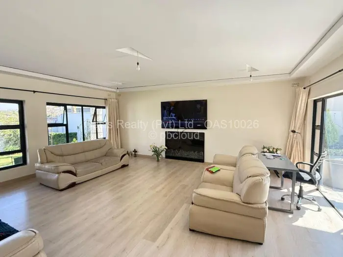 5 Bedroom House for Sale in Carrick Creagh Estate, Harare