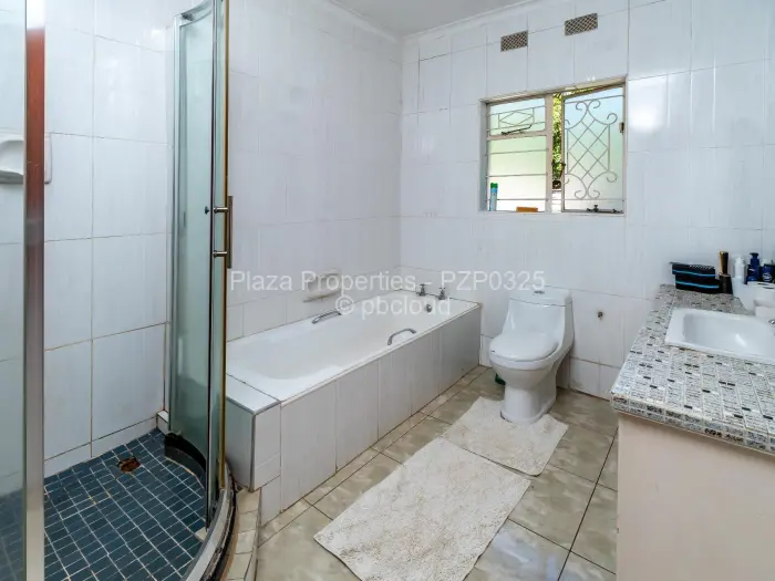 5 Bedroom House to Rent in Borrowdale