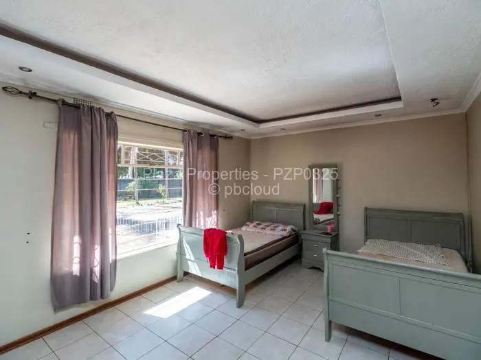 5 Bedroom House to Rent in Borrowdale