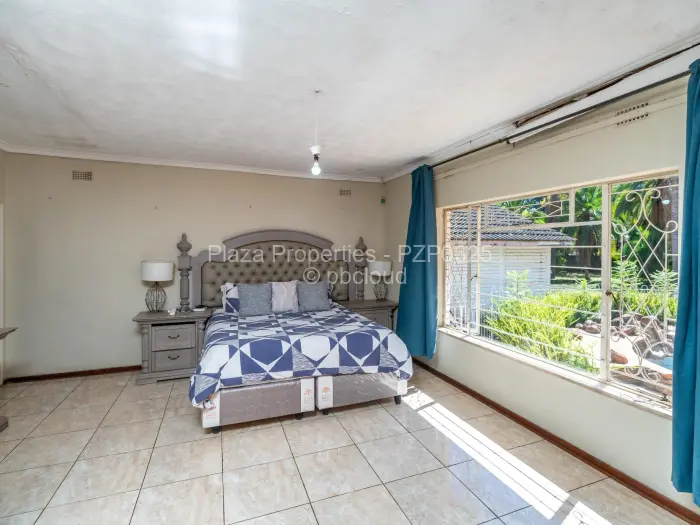 5 Bedroom House to Rent in Borrowdale