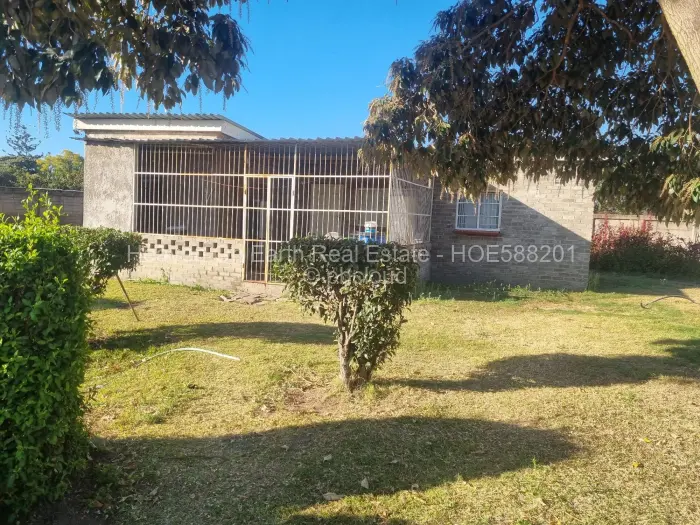 5 Bedroom House for Sale in Hatfield, Harare