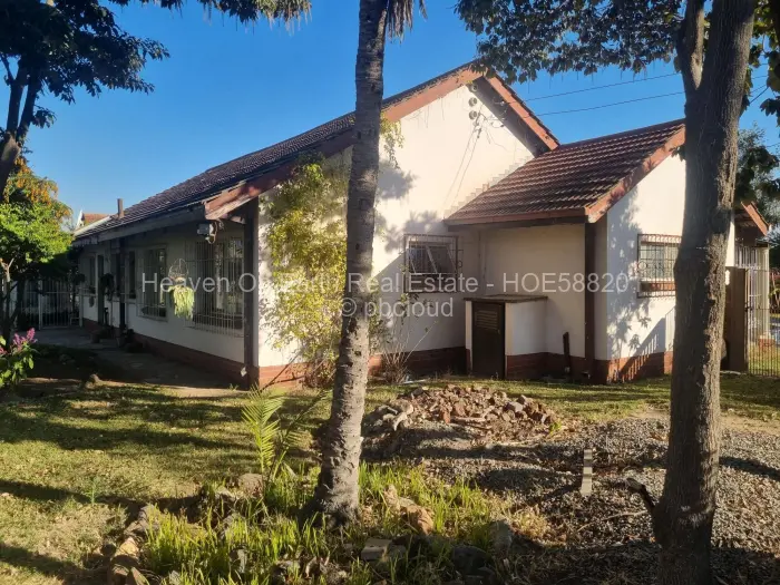 5 Bedroom House for Sale in Hatfield, Harare