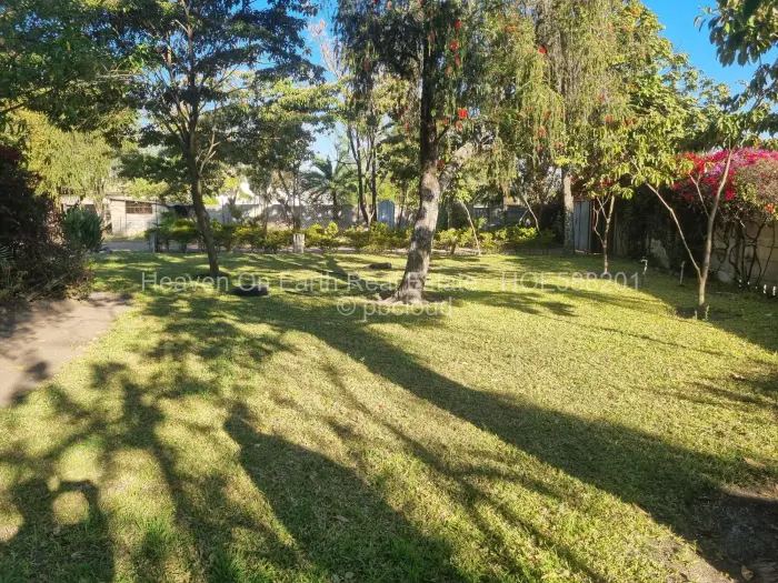 5 Bedroom House for Sale in Hatfield, Harare