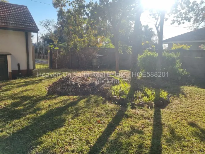 5 Bedroom House for Sale in Hatfield, Harare