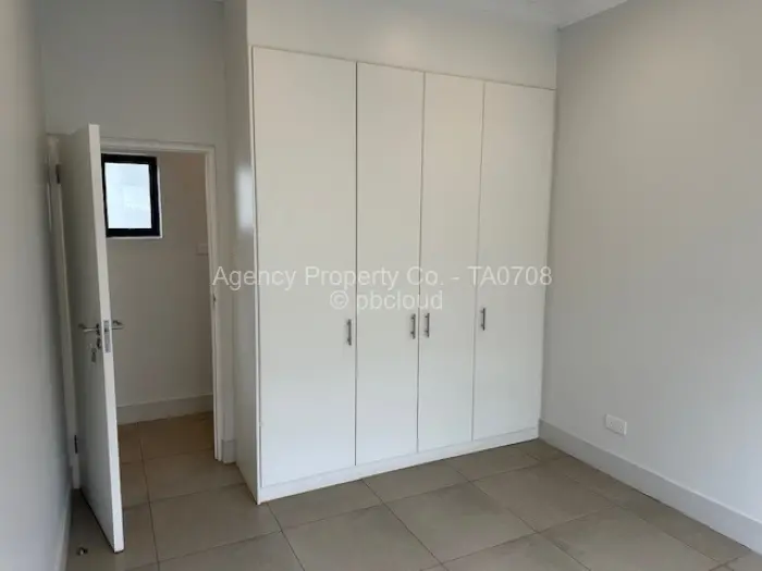 Townhouse/Complex/Cluster to Rent in Highlands