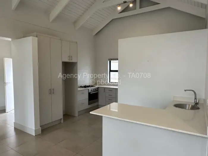 Townhouse/Complex/Cluster to Rent in Highlands
